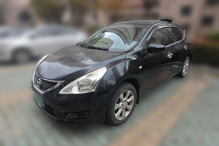 Used Nissan Tiida 2011 1.6L Manual Comfort Edition