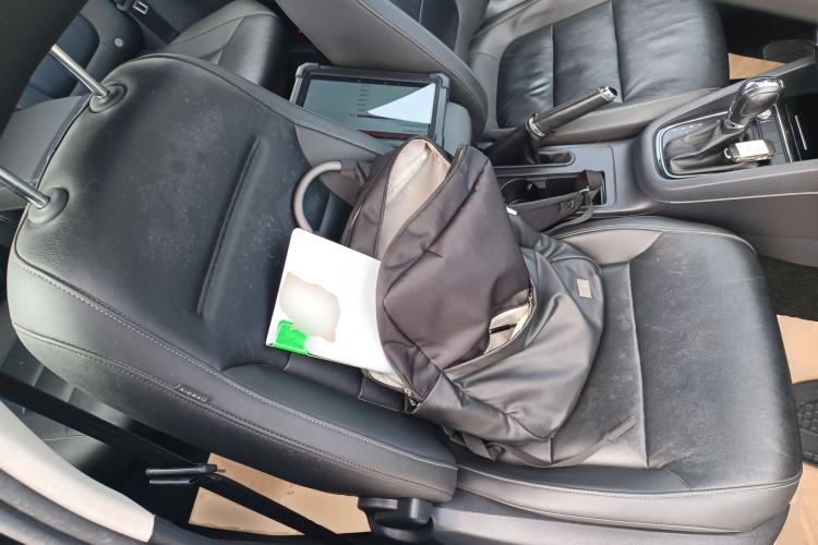 Used Volkswagen Sagitar 2017 1.6L Automatic Comfort Model Right Front Seat