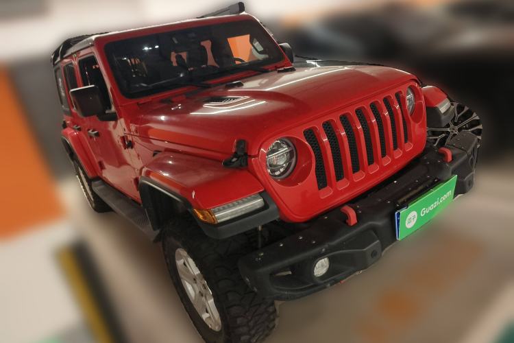 Used Jeep Wrangler 2021 2.0T Sahara Four-Door Edition Front Right 45 Deg
