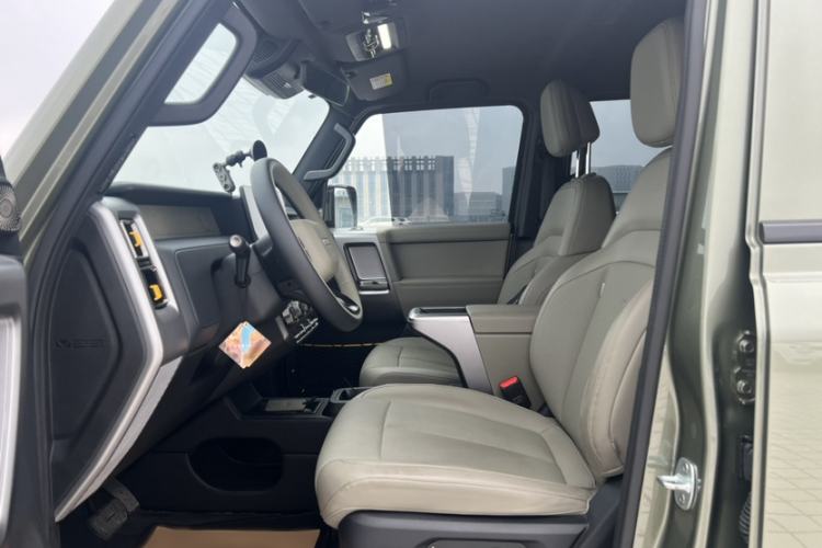 Used iCAR V23 2025 401 Two-Wheel Drive Intelligent Driving Version Interior 2