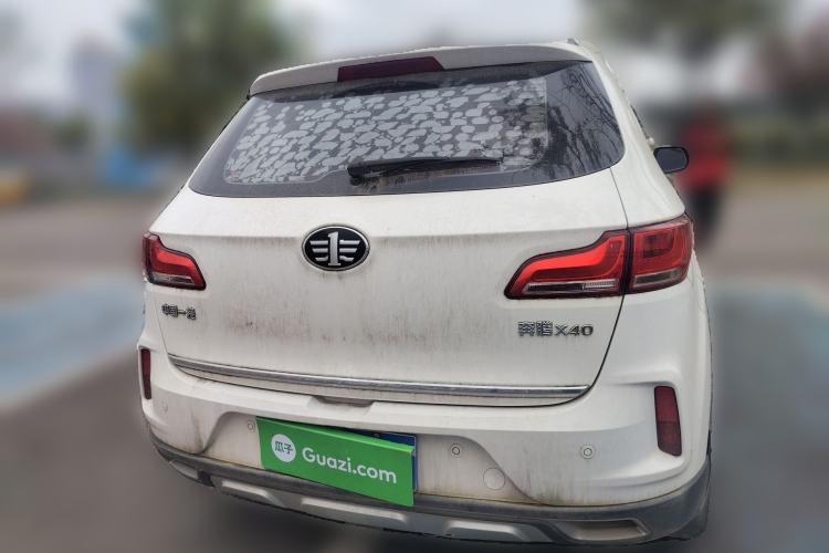 Used Bestune X40 2018 Internet Celebrity Edition 1.6L Automatic Luxury Version
