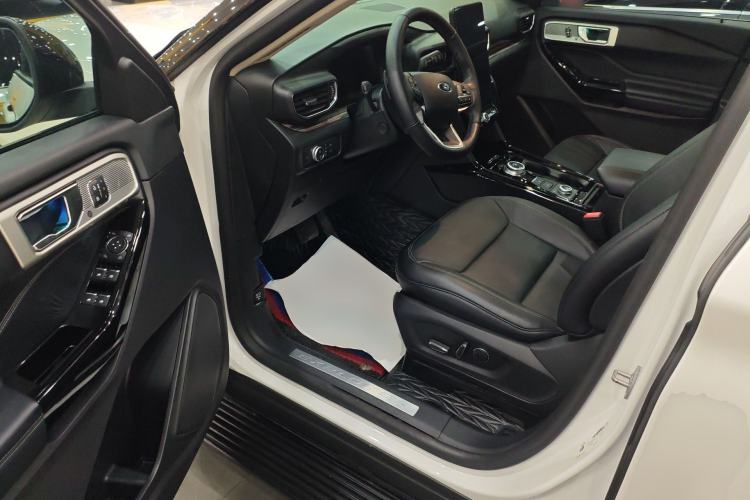 Used Ford Explorer 2020 EcoBoost 285 4x4 Titanium Edition 6 Seats
