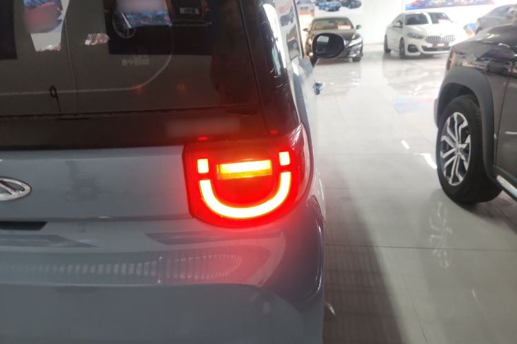 Used Chery QQ Ice Cream 2022 120km Conical Shape Lithium Iron Phosphate Right Rear Taillight