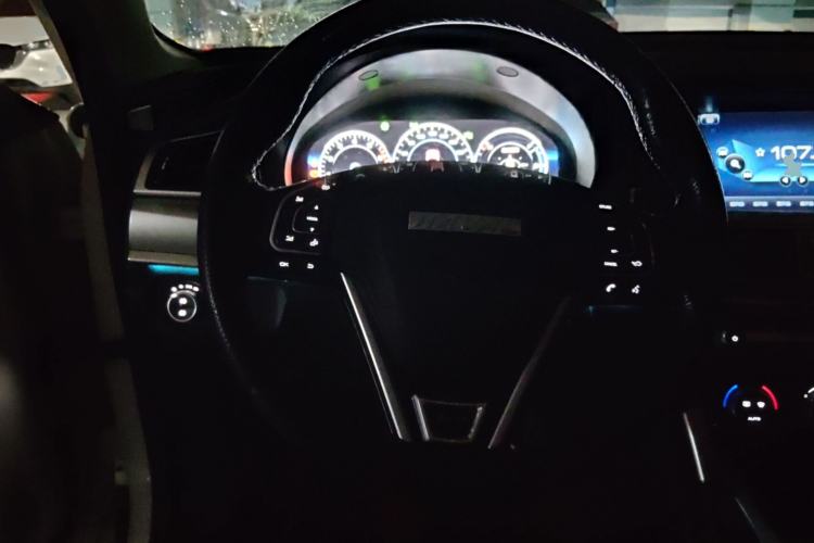 Used Haval H7 2018 Revised Version Blue-Label H7 2.0T Automatic Smart Enjoyment Trim Steering Wheel