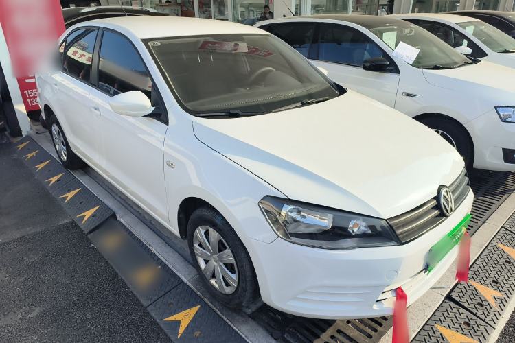 Used Volkswagen Jetta 2015 Value Edition 1.6L Manual Fashionable Style
