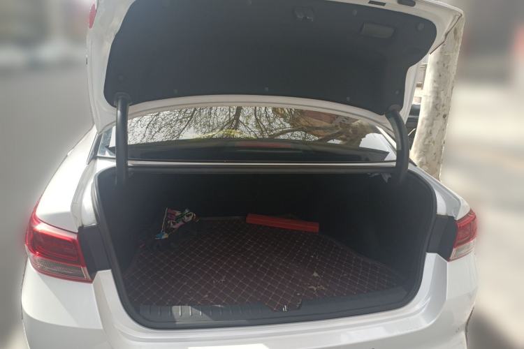 Used Kia K5 2016 2.0L Automatic LUX
