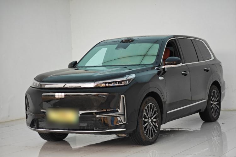 Used Geely Galaxy M9 2025 Model 100km Two-Wheel-Drive Smart Navigation Edition