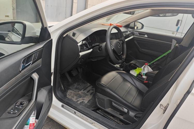 Used Volkswagen Lavida 2021 1.5L Automatic Comfort Edition
