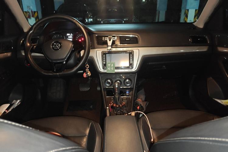 Used Volkswagen Gran Lavida 2015 230TSI DSG Comfort Edition
