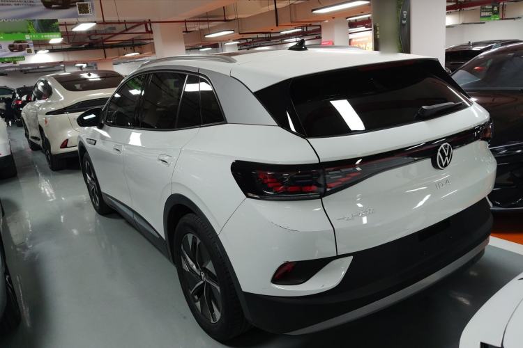 Used Volkswagen ID.4 CROZZ 2022 Long-Range PURE+ Edition
