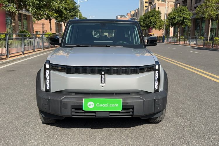 Used iCAR 03 2024 501km Range Two-Wheel Drive Long-Range Smart Trend Edition
