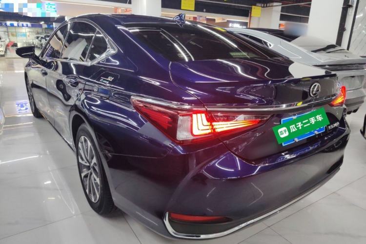 Used Lexus ES 2022 200 Excellence Edition