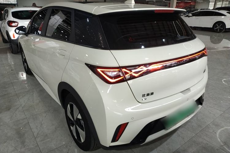 Used BYD Dolphin 2023 420 km Fashion Edition