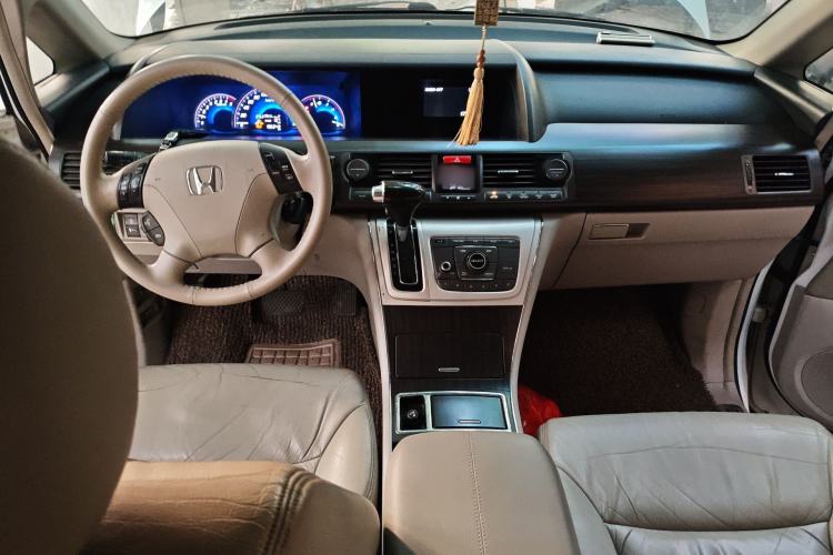 Used Honda Elysion 2012 2.4L VTi-S Prestige Edition Center Console