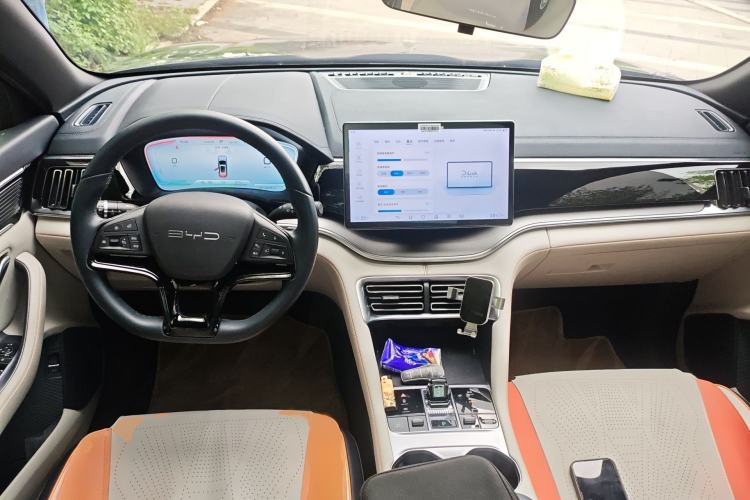 Used BYD Song PLUS New Energy 2024 Honor Edition EV 520km Premium Model