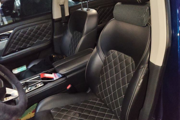 Used Venucia Star 2020 260T Automatic 48V Mild Hybrid Turbocharged Starry Edition
