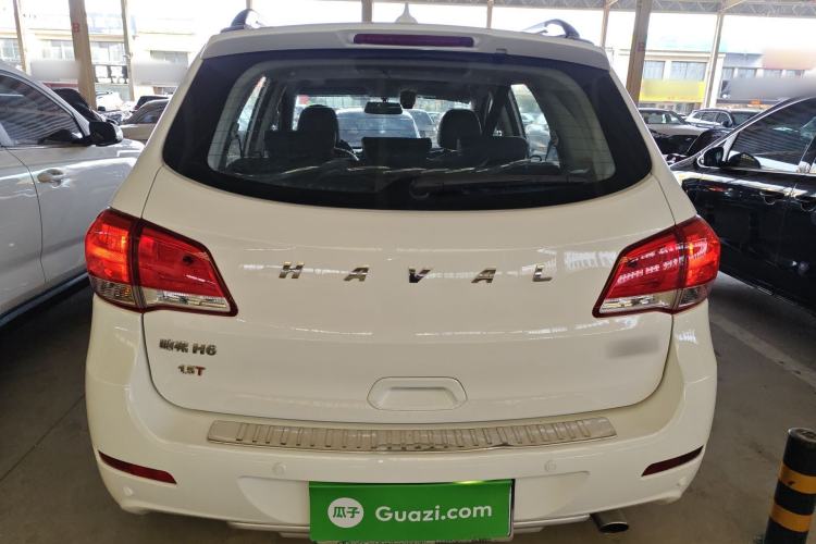 Used Haval H6 2016 Upgraded Model 1.5T Automatic Two-Wheel Drive Elite Version
