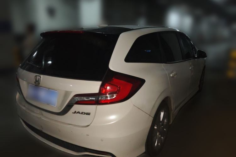 Used Honda Jade 2017 1.8L automatic Comfort version 5 seats