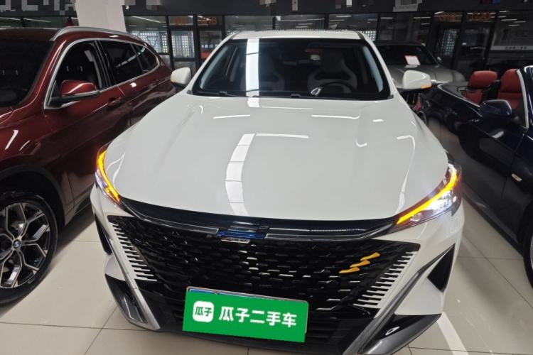 Used CHANGAN OSHAN X5 PLUS 2023 1.5T DCT Excellence Edition Front