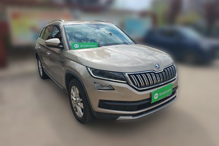 Used Skoda Kodiaq 2019 Facelifted TSI330 5-Seater Two-Wheel-Drive Luxury Enjoyment Edition China VI Standard Front Right 45 Deg