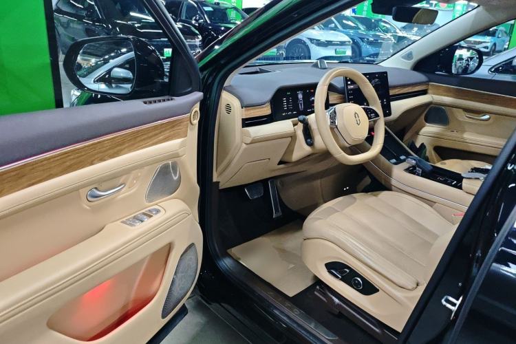 Used Hima AITO M7 2024 1.5T Rear-Drive Plus Version 5 Seats