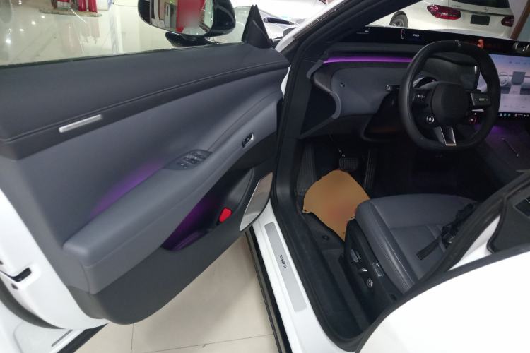 Used Xiaomi Auto YU7 2025 Ultra-Long Range Rear-Wheel Drive Version
