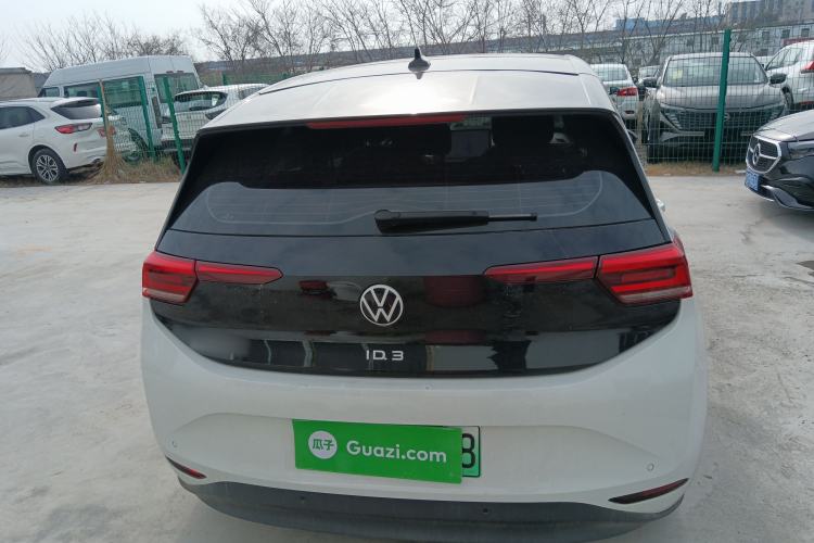 Used Volkswagen ID.3 2025 Smart Model Outstanding Oxygen Edition