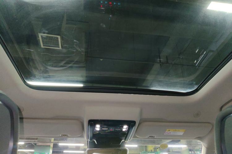 Used Formula Leopard 5 2023 Navigator Edition
