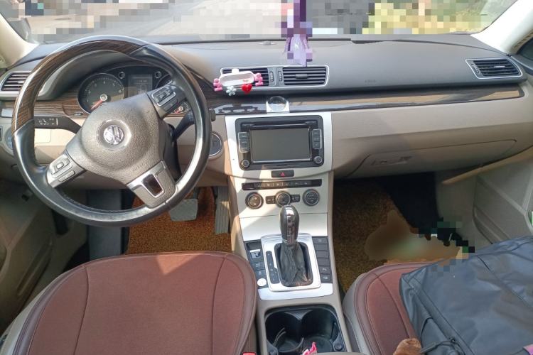 Used Volkswagen Magotan 2013 1.8TSI Prestige Model Center Console