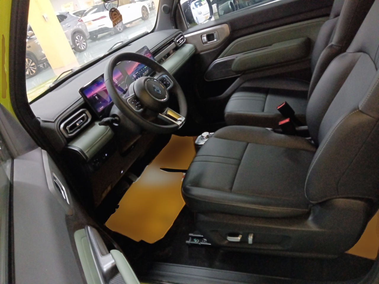 Переднее сиденье в автомобиле