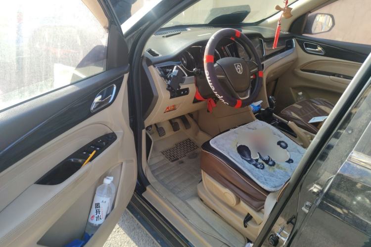 Used Baojun 730 2016 1.5L Manual Comfort Version 7 Seats China V Emission Standard