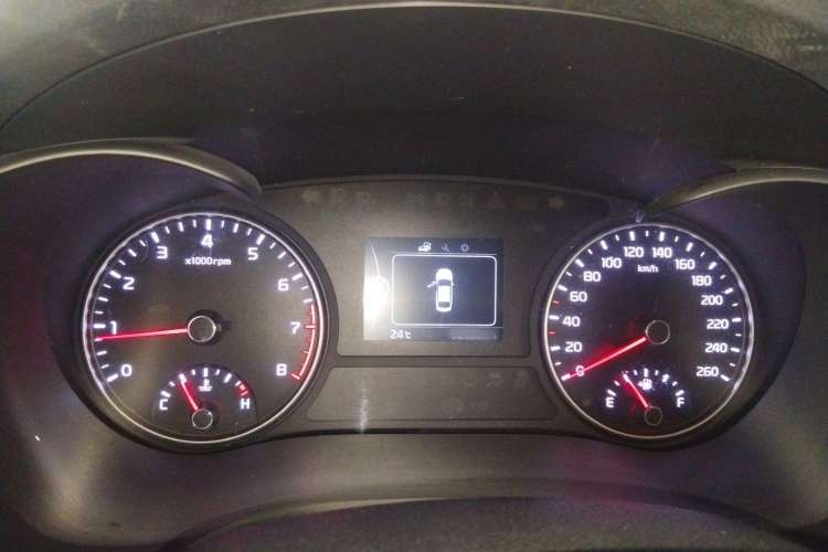 Used Kia K5 2016 1.6T Automatic LUX
