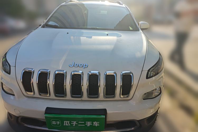 Used Jeep Cherokee 2017 2.0L Superior Edition