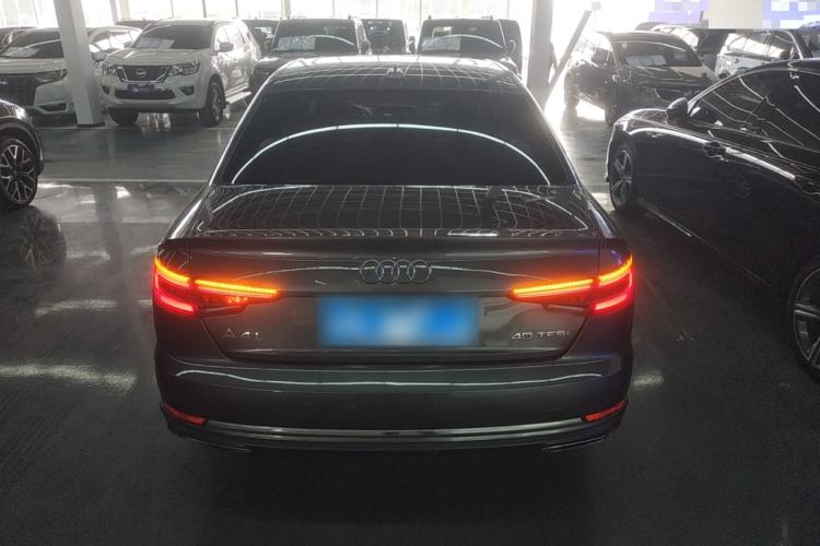 Used Audi A4L 2019 40 TFSI Ambition China VI