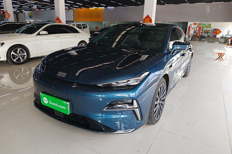 Used Geely Galaxy 8 2025 130km EM-P Starship Edition