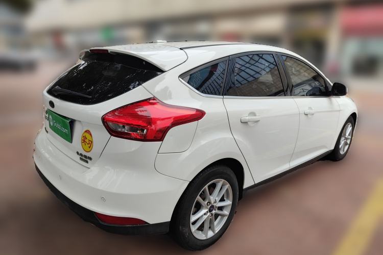 Used Ford Focus 2018 Hatchback Classic EcoBoost 180 Automatic Elite Model
