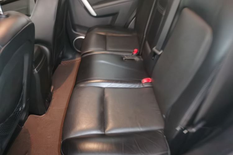 Used Chevrolet Captiva 2014 2.4L Two-Wheel Drive Urban Version 7 Seats