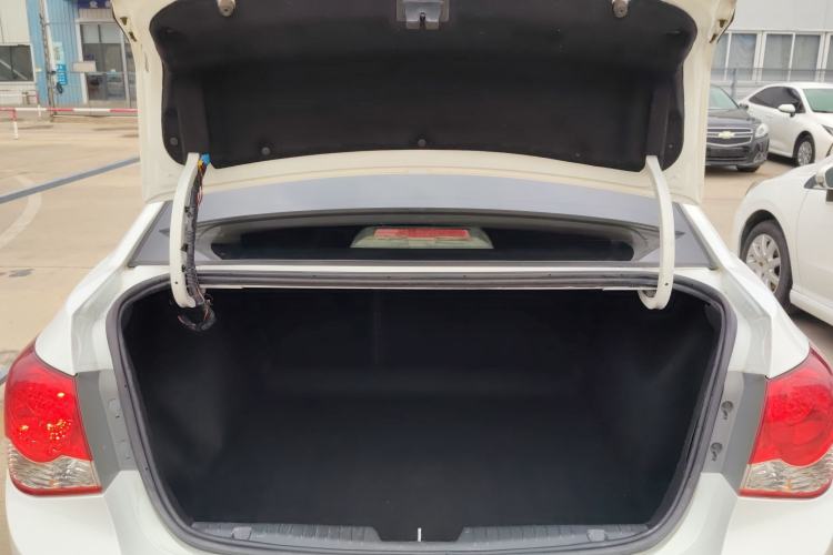 Used Chevrolet Cruze 2013 1.6L SL MT
