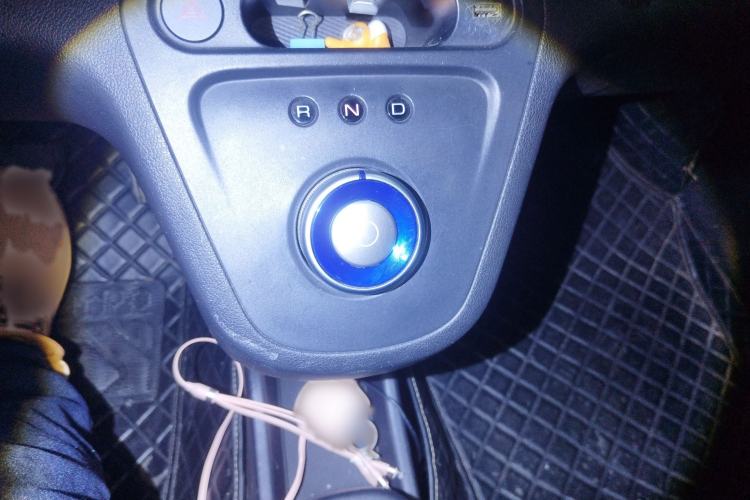 Used ORA White Cat 2020 305 km Luxury Version Gear Lever