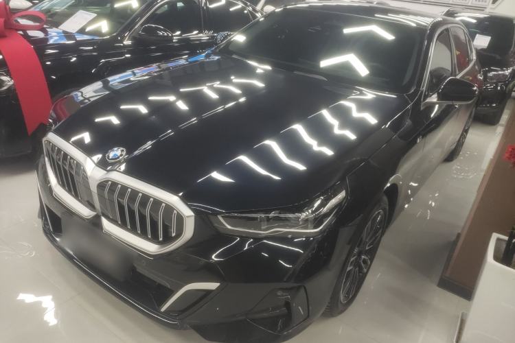 Used BMW 5 Series 2024 525Li M Sport Package