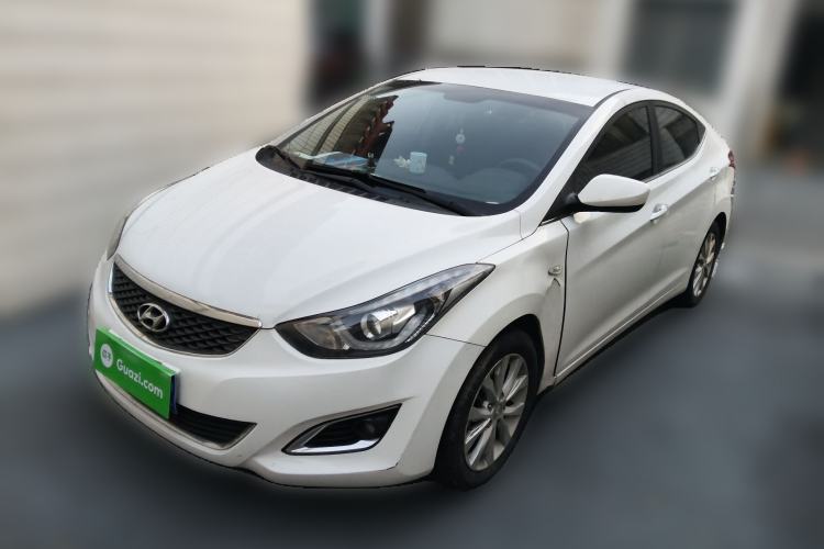 Used Hyundai Elantra (5th Generation / Langdong) 2016 1.6L Automatic Smart Version