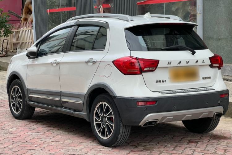 Used Haval H1 2015 1.5L AMT Luxury Model
