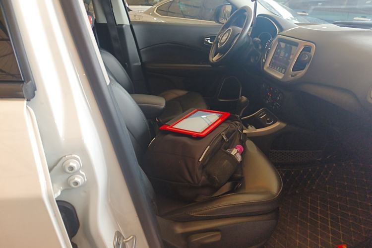 Used Jeep Compass 2017 200T Automatic Family Edition Right Front Seat