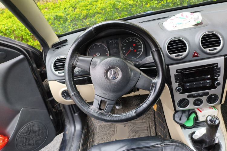 Used Volkswagen Lavida 2011 1.6L Manual Joy Version Steering Wheel