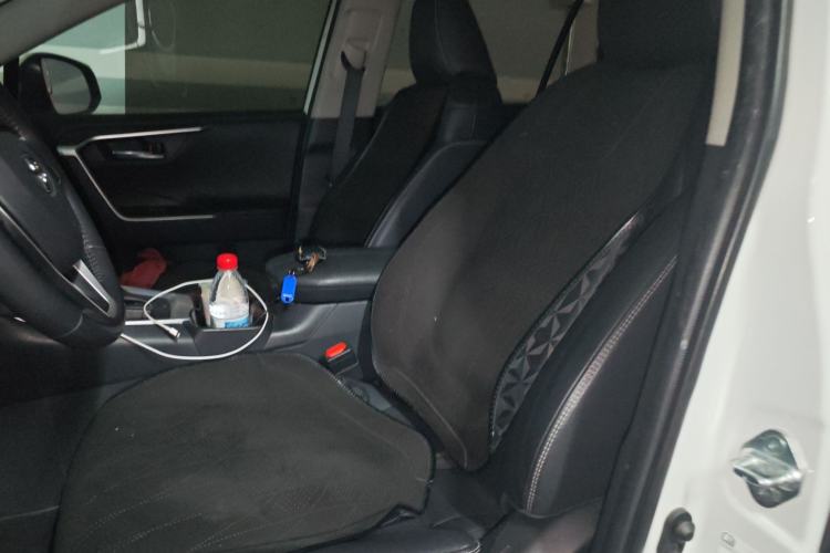 Used Toyota RAV4 2020 2.0L CVT Two-Wheel Drive Fashion PLUS Edition