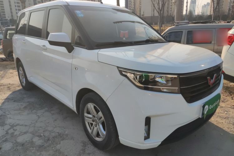 Used Wuling Hongguang PLUS 2019 1.5T Manual Luxury 7-Seater

