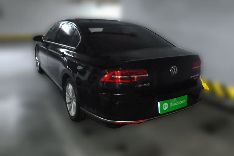 Used Volkswagen Magotan 2018 330TSI DSG Advanced Model Rear Left 45 Deg