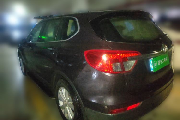 Used Buick Envision 2017 28T Four-Wheel Drive Elite Model Rear Left 45 Deg