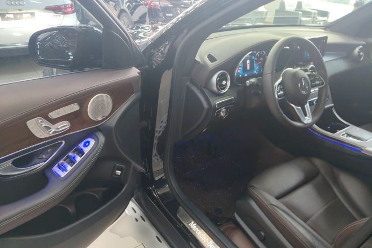 Used Mercedes-Benz GLC 2021 GLC 300 L 4MATIC Dynamic Model