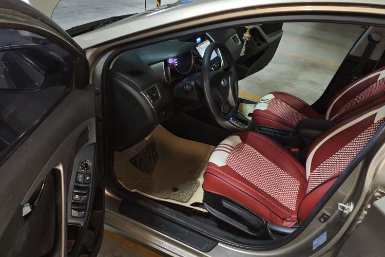 Used Hyundai Elantra (5th Generation / Langdong) 2013 1.6L Automatic Leading Model